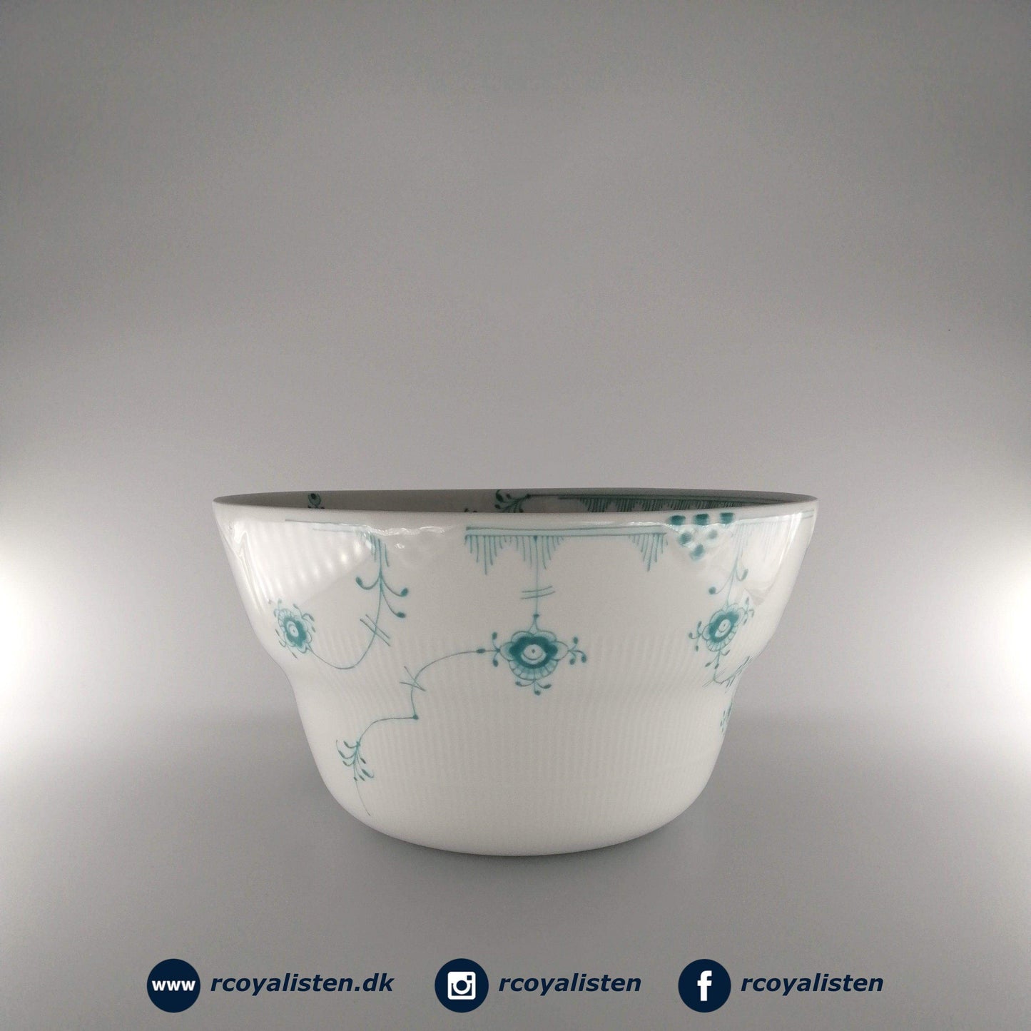 Multifarvet Elements Aqua Skål (23 cm / 320 cl) - RCoyalisten.dk
