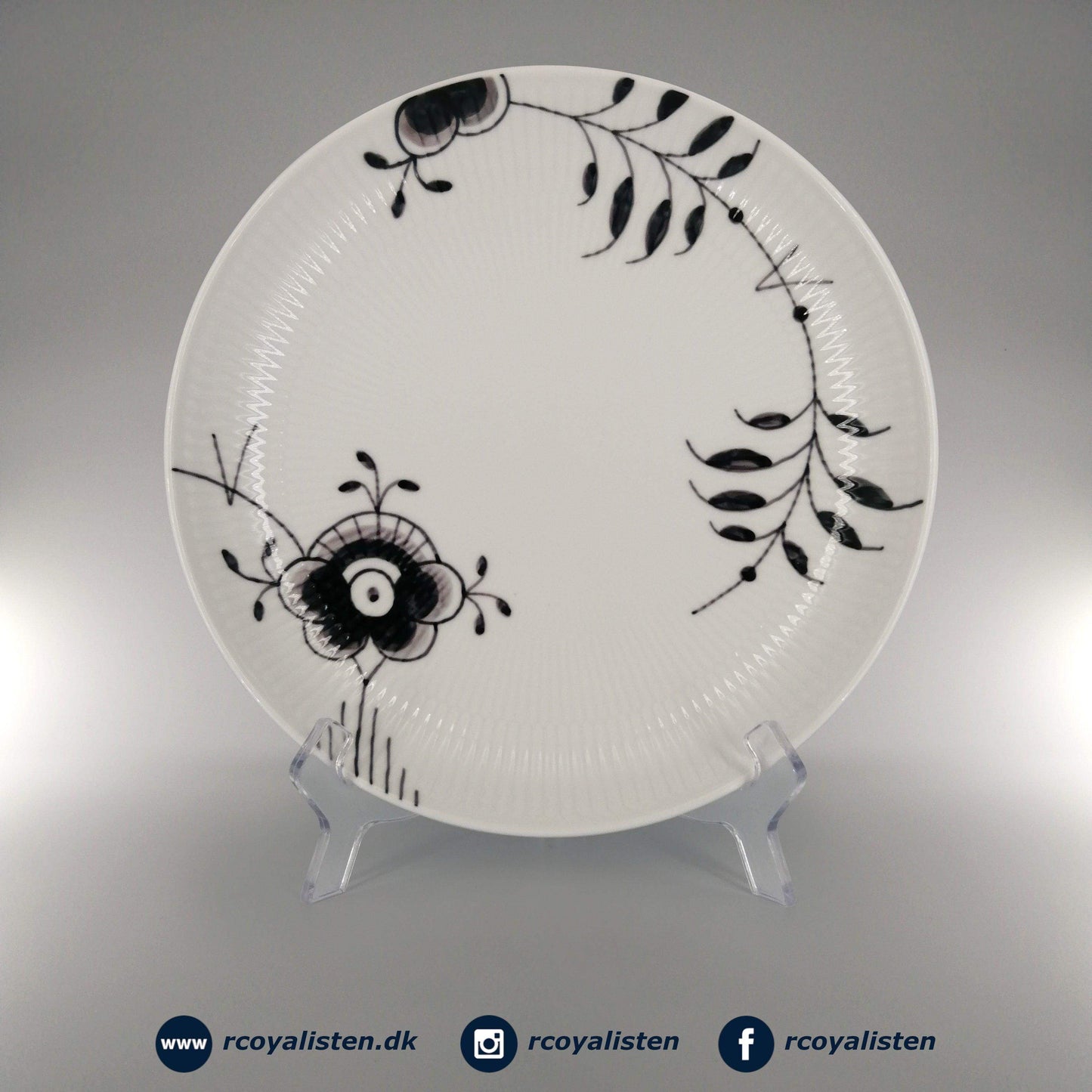 Sort Mega Riflet Moderne Tallerken (25 cm) - RCoyalisten.dk