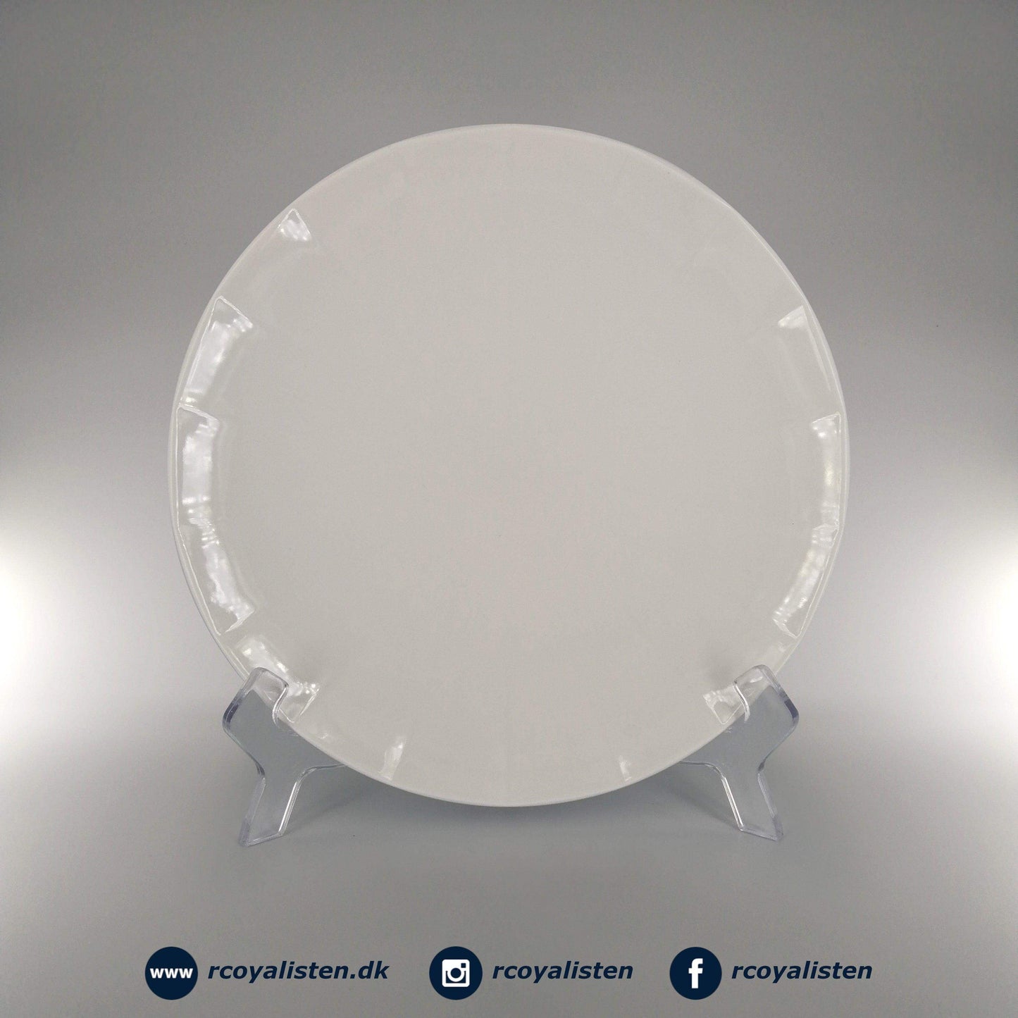 Hvid Facet Tallerken (22 cm) - RCoyalisten.dk