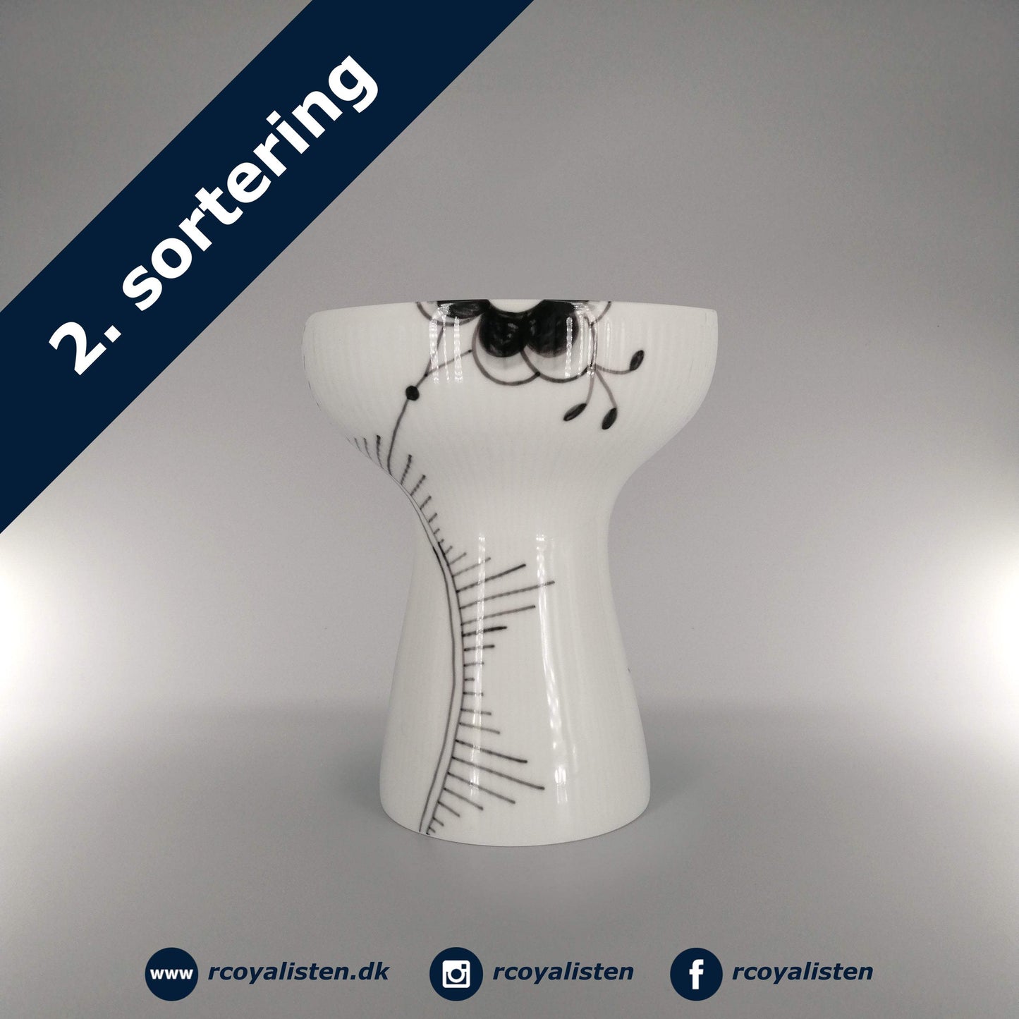 Sort Mega Riflet Vase (19 cm / 150 cl) - RCoyalisten.dk