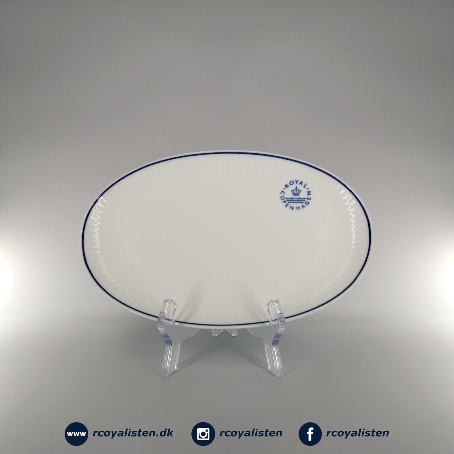 Royal Copenhagen Blueline Asiet (23 cm) - RCoyalisten.dk