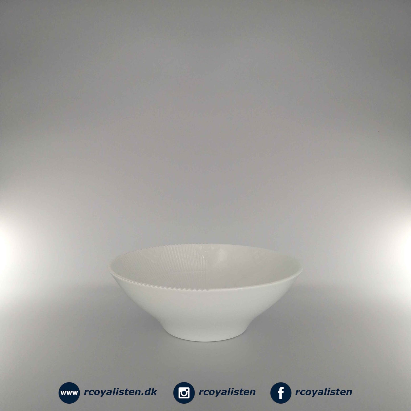 Hvid Elements Skål (18 cm / 78 cl)