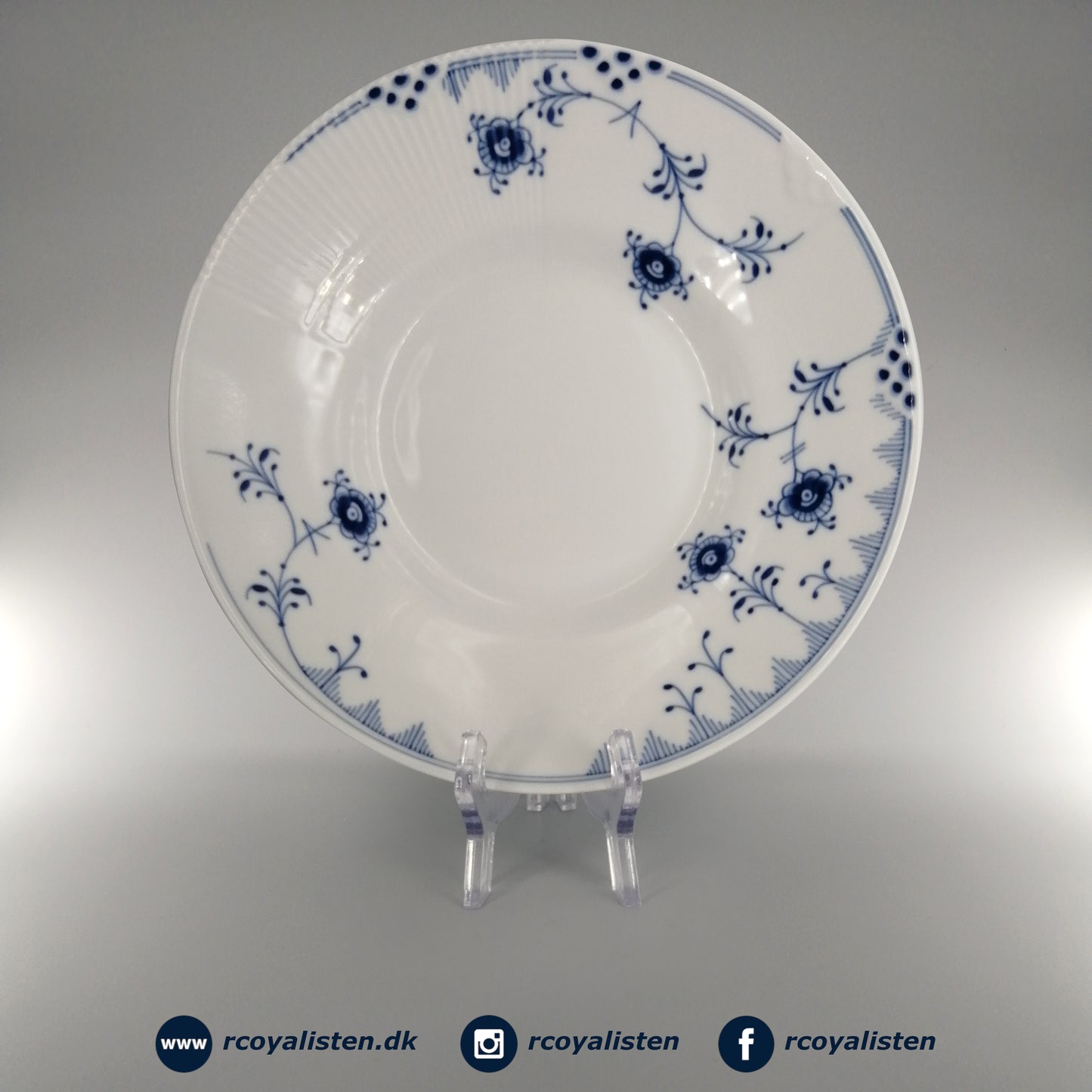 Royal Copenhagen Blå Elements Dyb Tallerken (25 cm) - RCoyalisten.dk