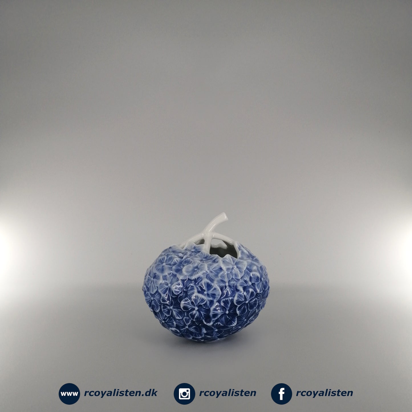 Hydrangea Vase - Blue