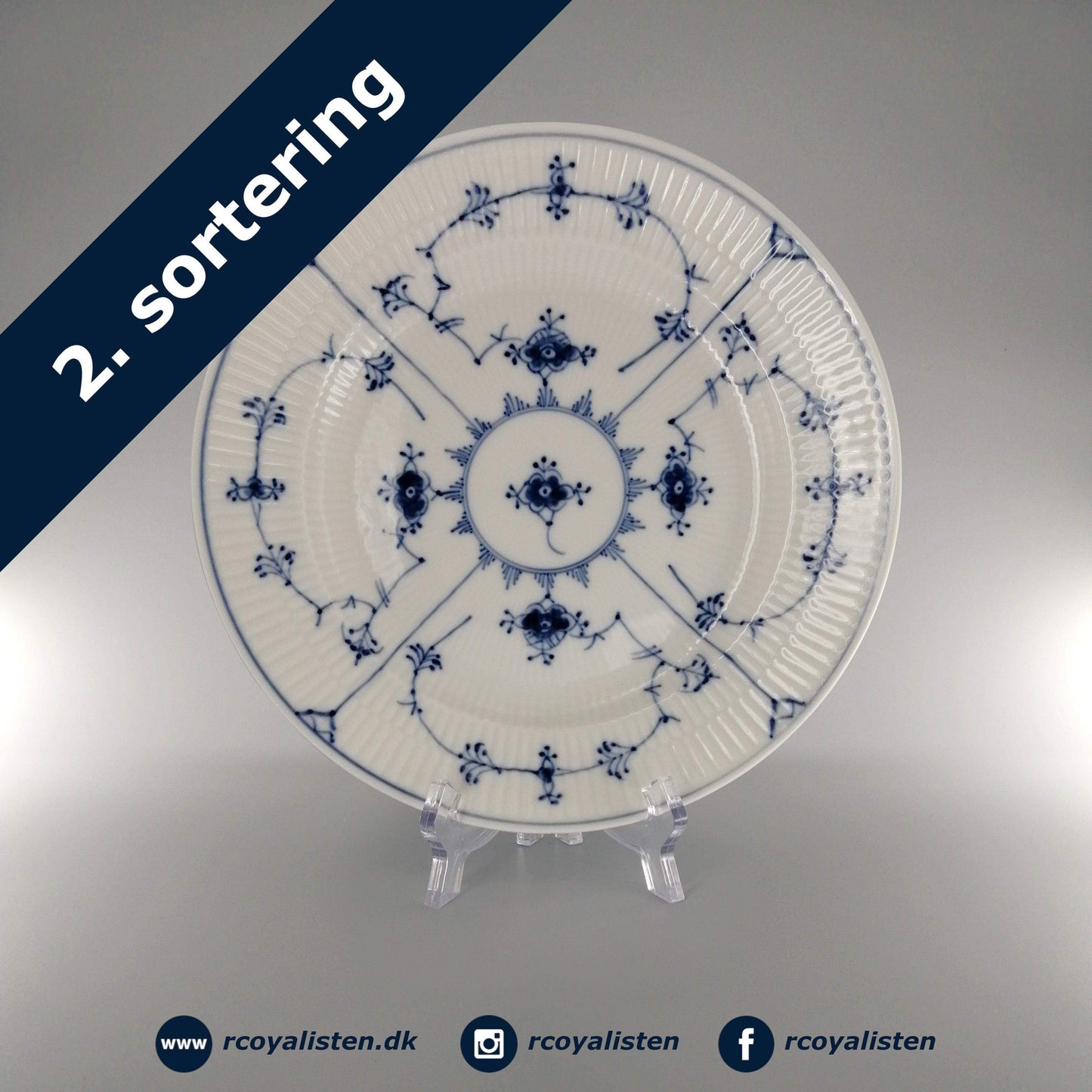 Musselmalet Riflet Tallerken (23 cm) - RCoyalisten.dk