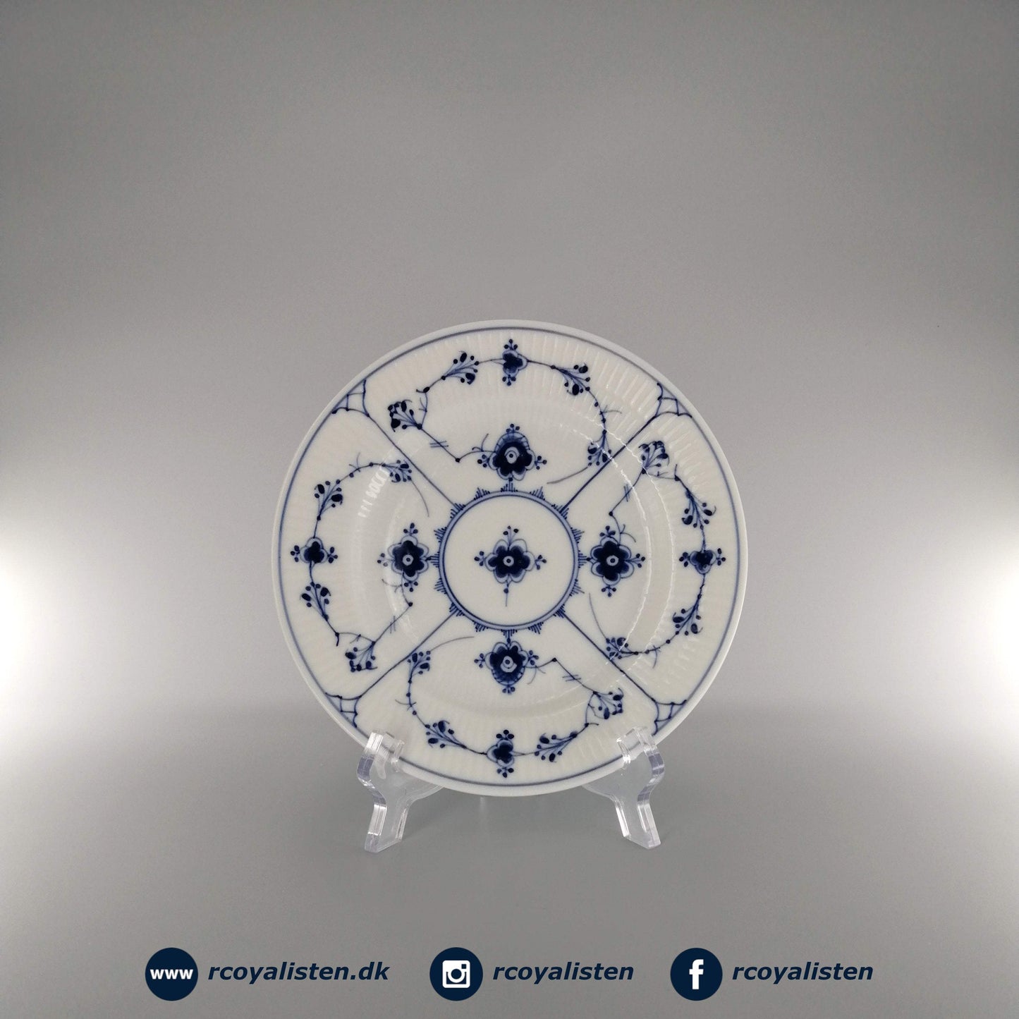 Musselmalet Riflet Tallerken (17 cm) - RCoyalisten.dk