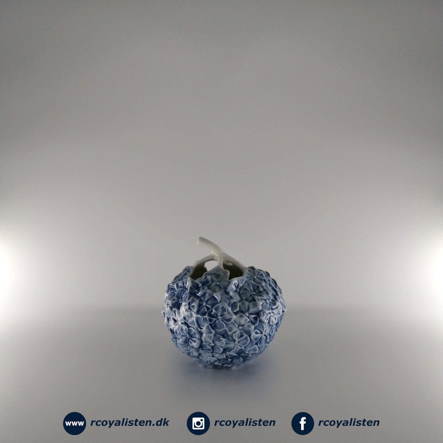 Royal Copenhagen Hortensia Vase - Blå - RCoyalisten.dk