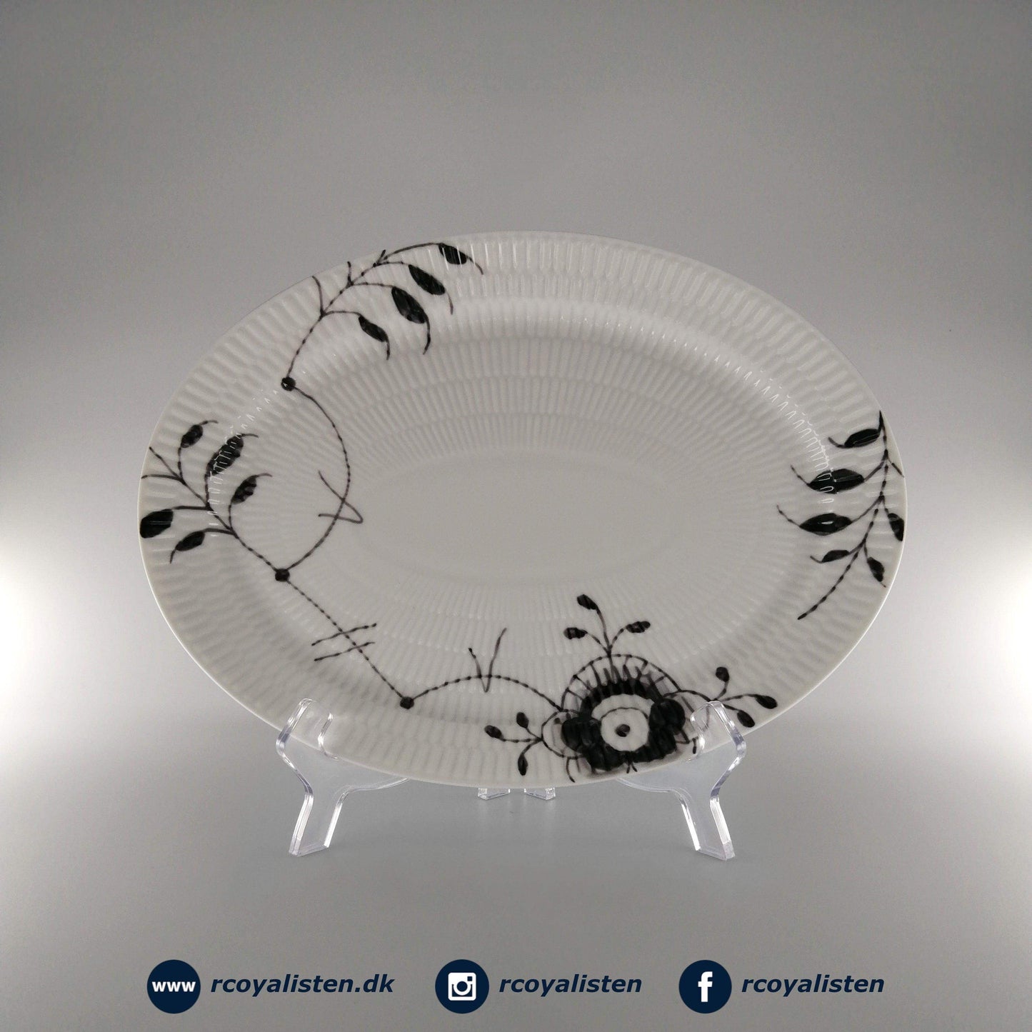 Sort Mega Riflet Ovalt Fad #7 (28 cm) - RCoyalisten.dk