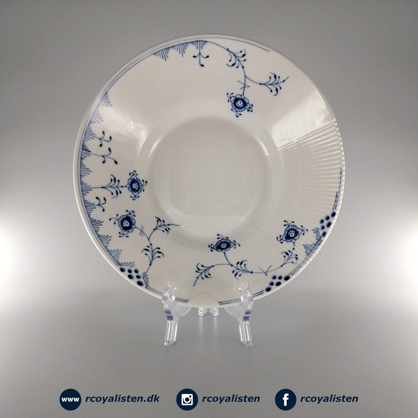Royal Copenhagen Blå Elements Dyb Tallerken (25 cm) - RCoyalisten.dk