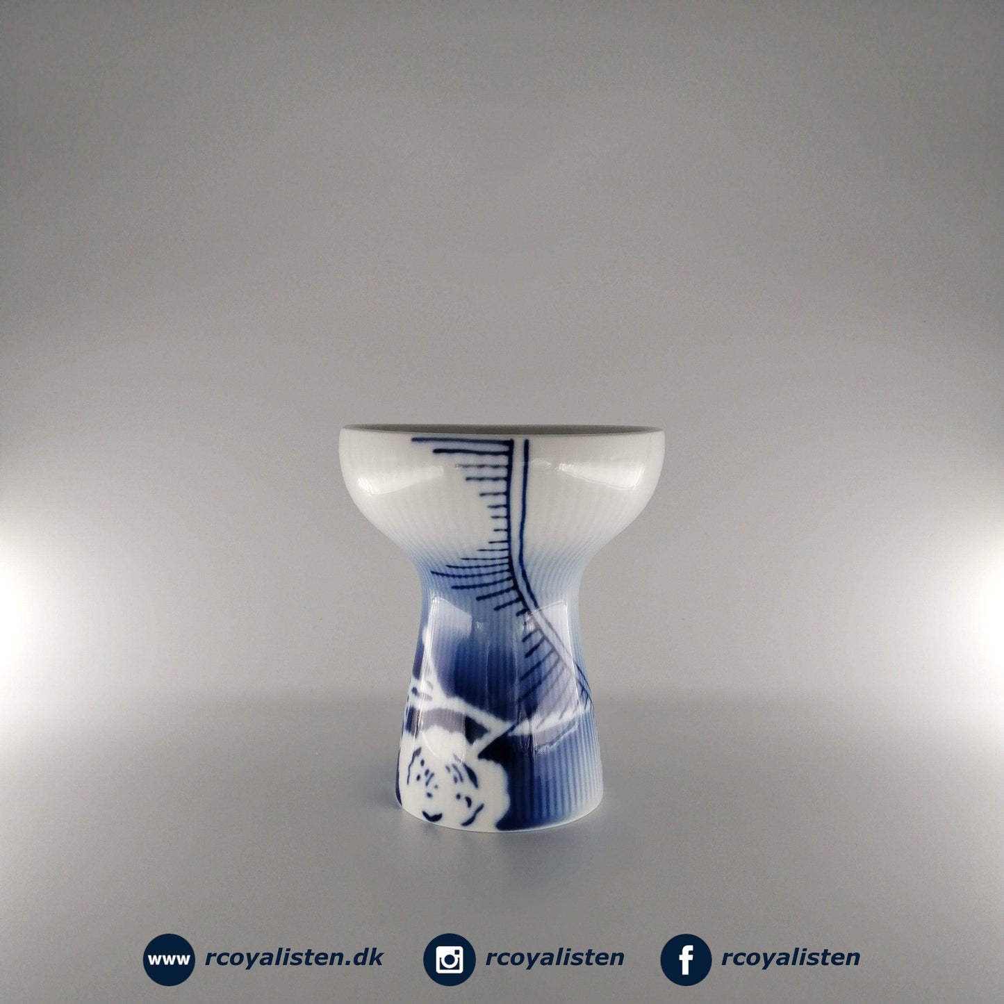 Mega Rose Vase (15 cm / 65 cl) - RCoyalisten.dk