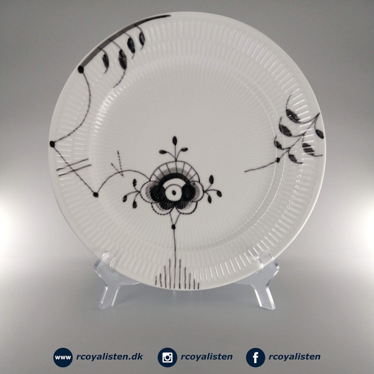 Sort Mega Riflet Tallerken #6 (27 cm) - RCoyalisten.dk