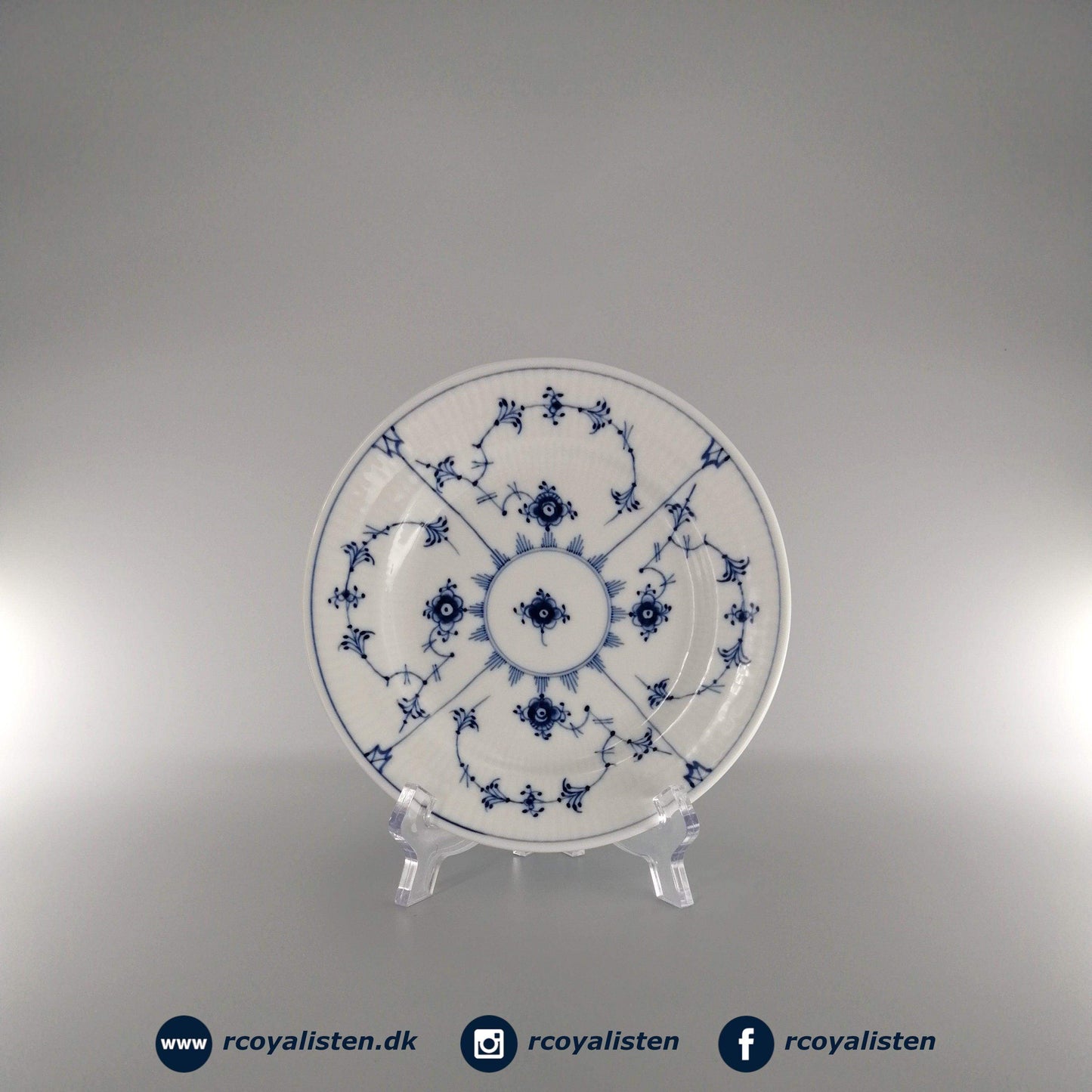 Musselmalet Riflet Tallerken (17 cm) - RCoyalisten.dk