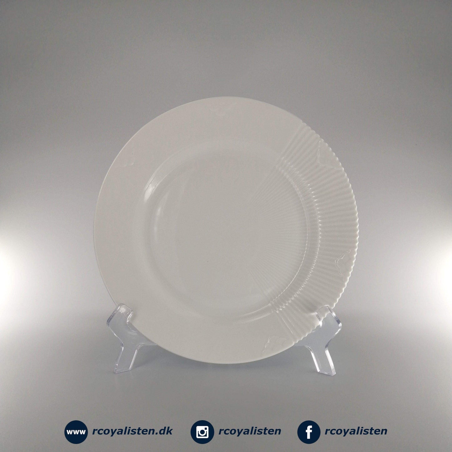 Hvid Elements Tallerken (22 cm) - RCoyalisten.dk