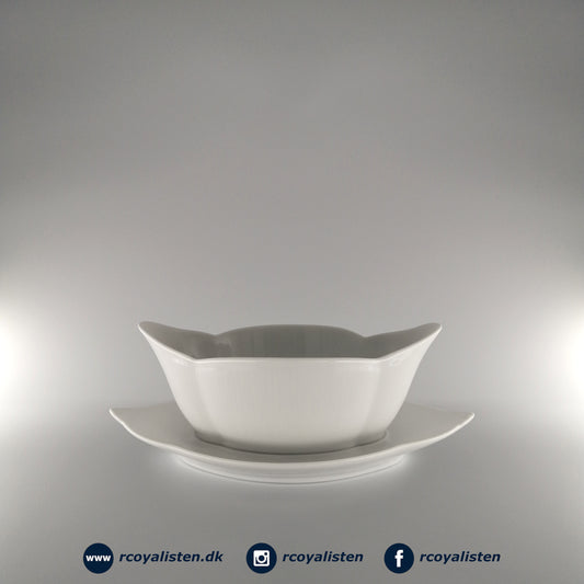 White Fluted Sauce Bowl (24 cm / 55 cl)