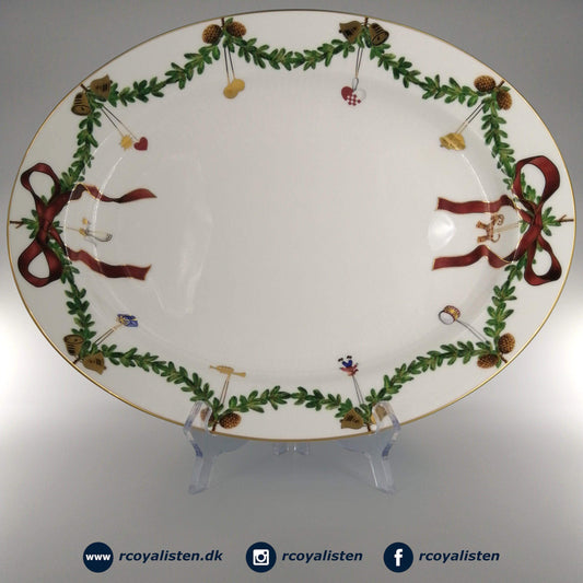 Royal Copenhagen ​Stjerne Riflet Jul Fad (37 cm) - RCoyalisten.dk