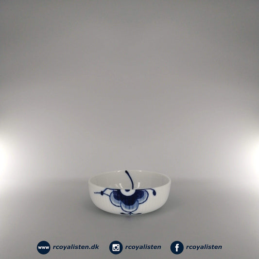 Blue Fluted Mega Bowl #1 (11,5 cm / 30 cl)