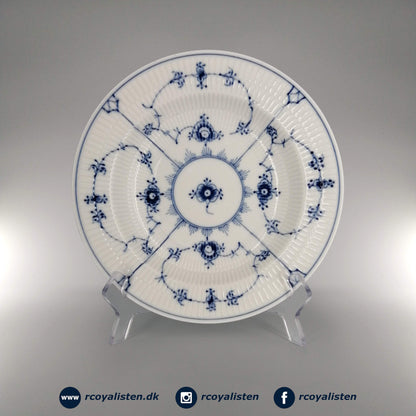 Royal Copenhagen Musselmalet Riflet Dyb Tallerken (21 cm) - RCoyalisten.dk