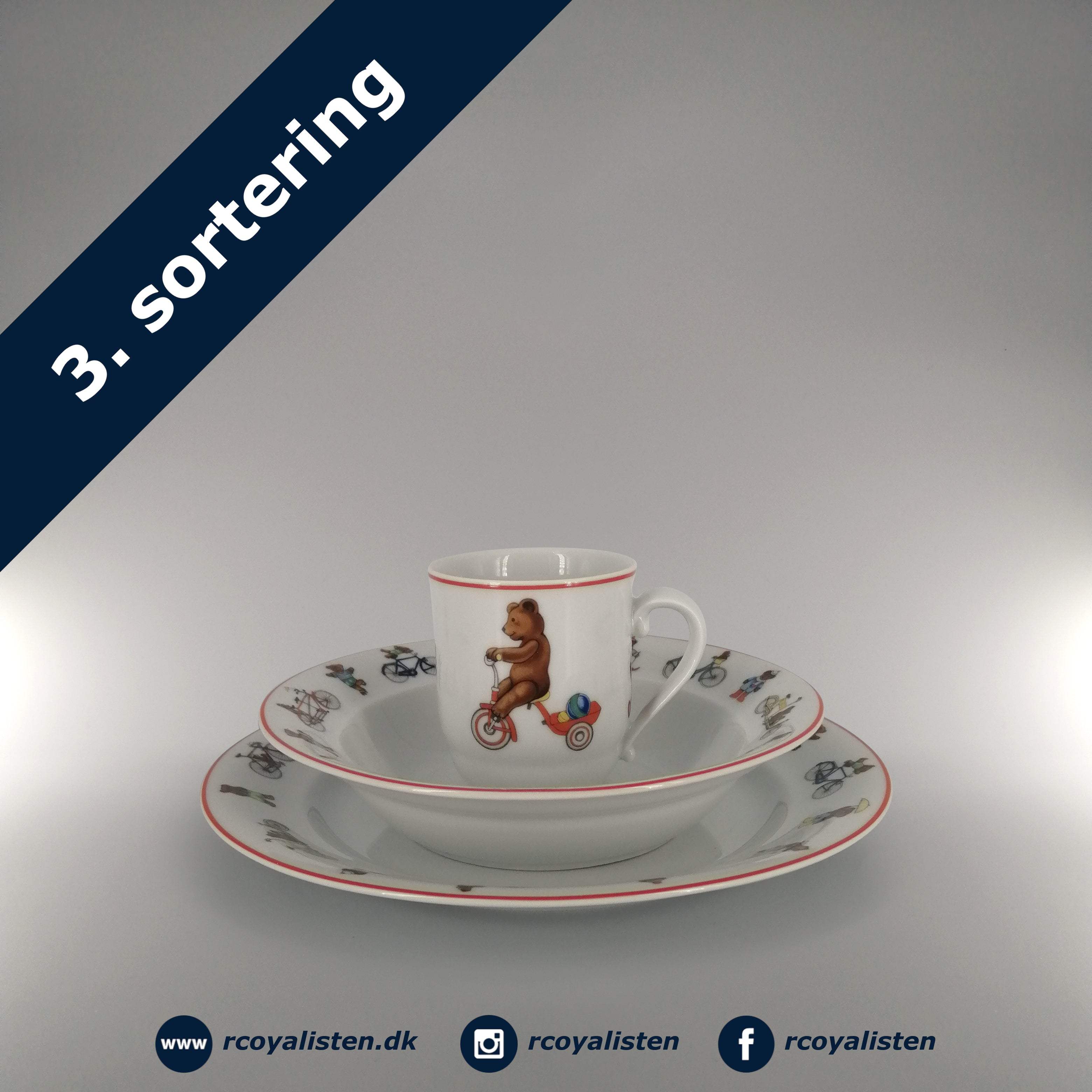 Royal Copenhagen Julius Set - Red – RCoyalisten.dk