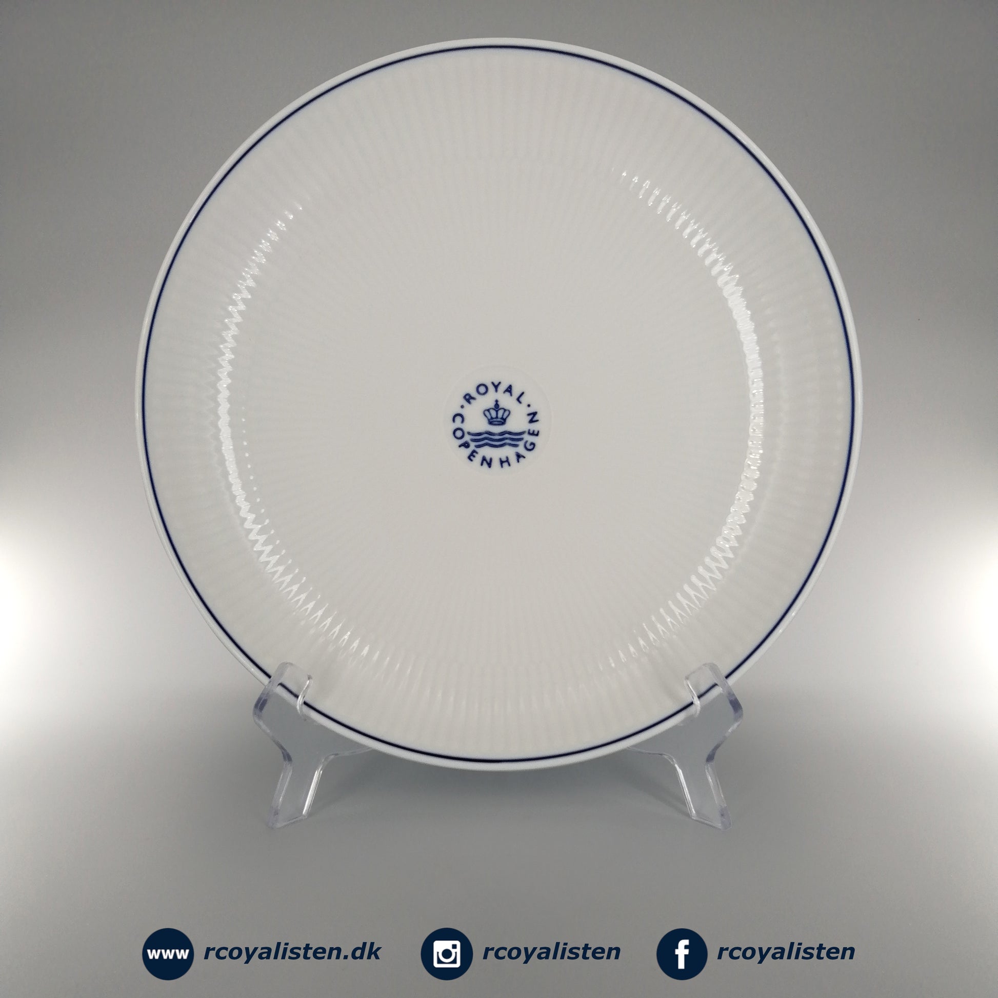 Royal Copenhagen Blueline Skål (25 cm / 115 cl) - RCoyalisten.dk