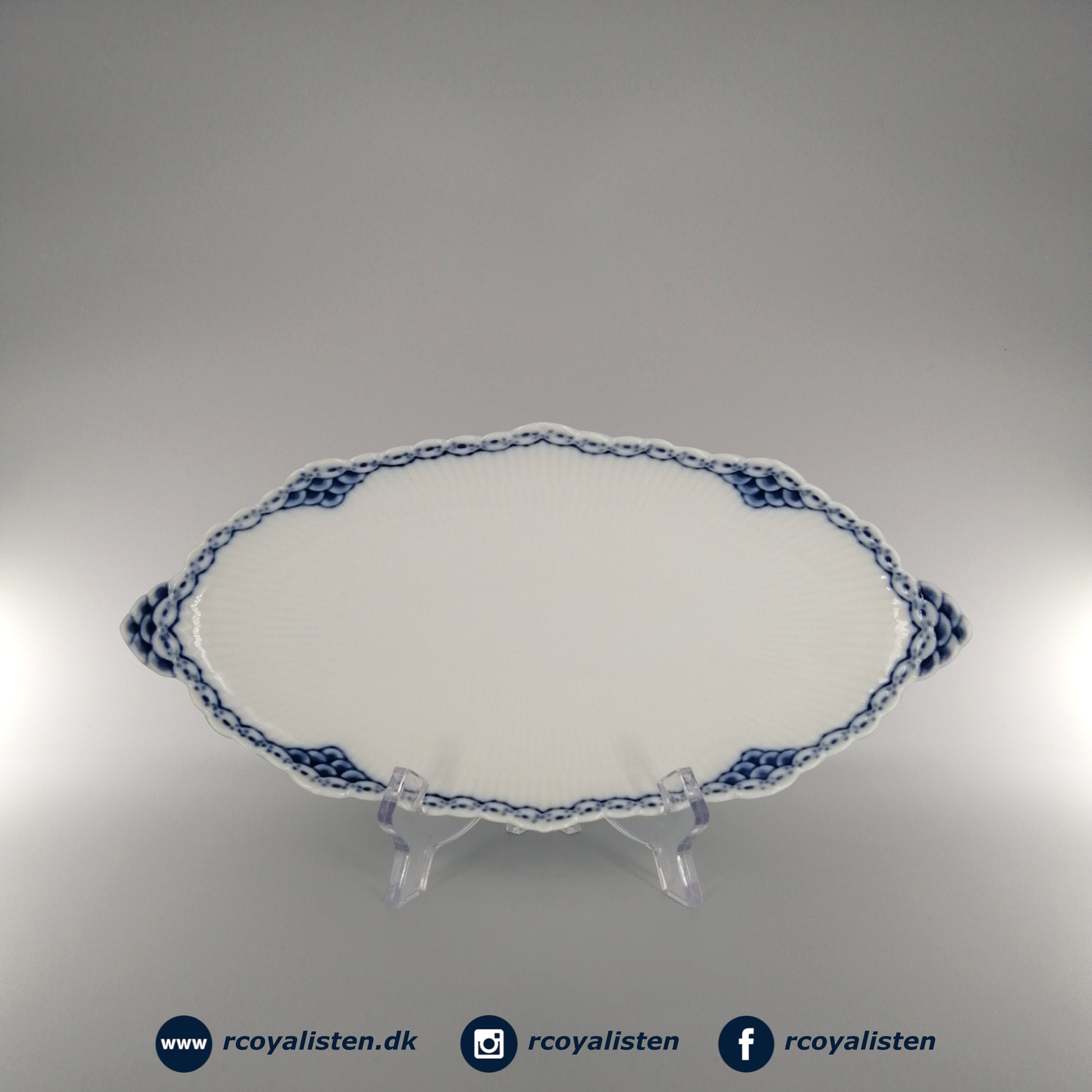 Royal Copenhagen Prinsesse Ovalt Fad (24,5 cm) - RCoyalisten.dk