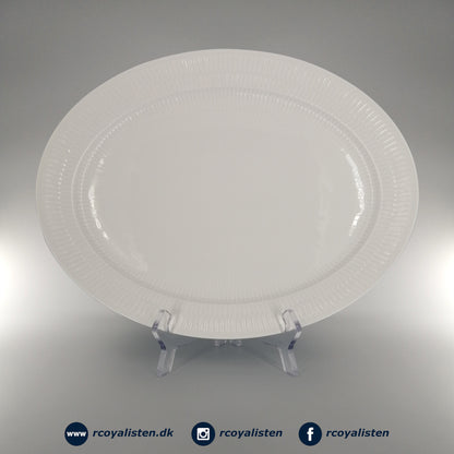 Royal Copenhagen Hvid Riflet Ovalt Fad (34 cm) - RCoyalisten.dk