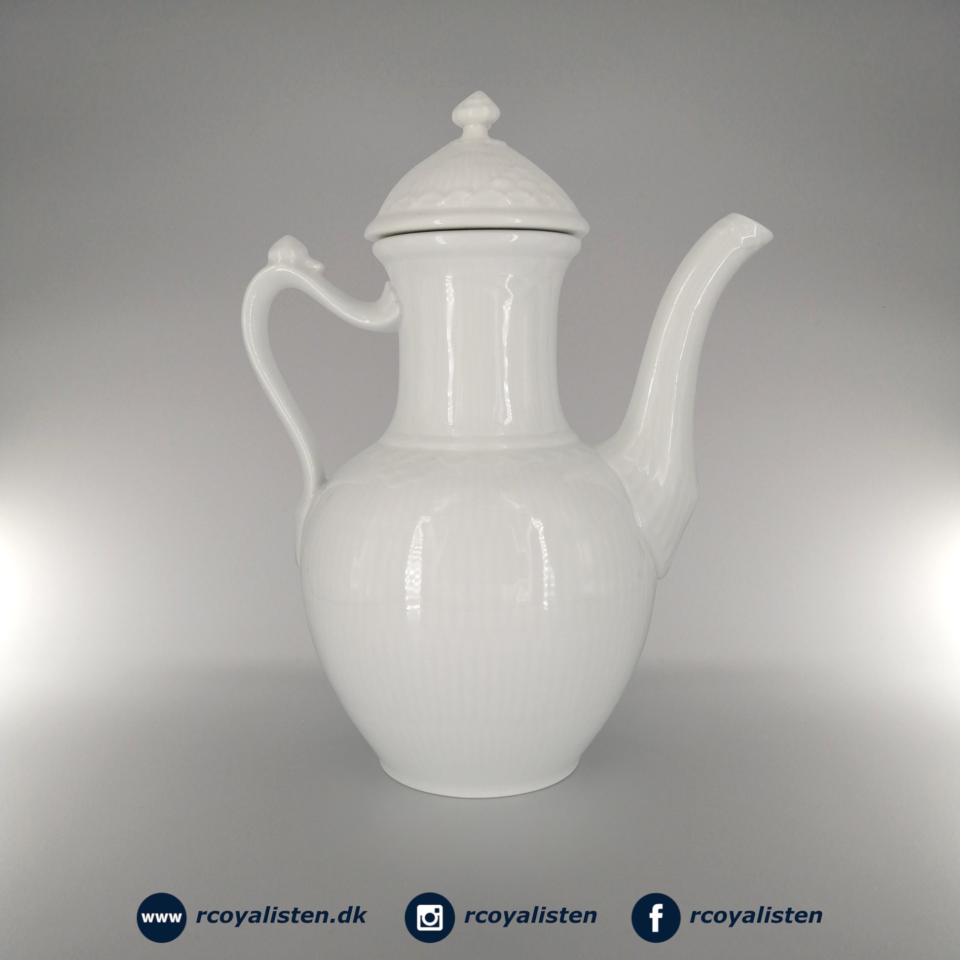 Royal Copenhagen Hvid Halvblonde Kaffekande (24 cm / 100 cl) - RCoyalisten.dk
