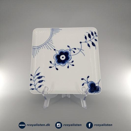 Blue Fluted Mega Plate Square (20 cm)