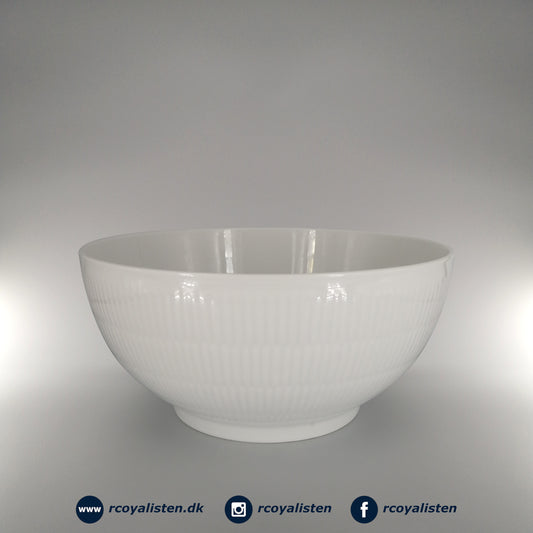 White Fluted Bowl (24 cm / 310 cl)