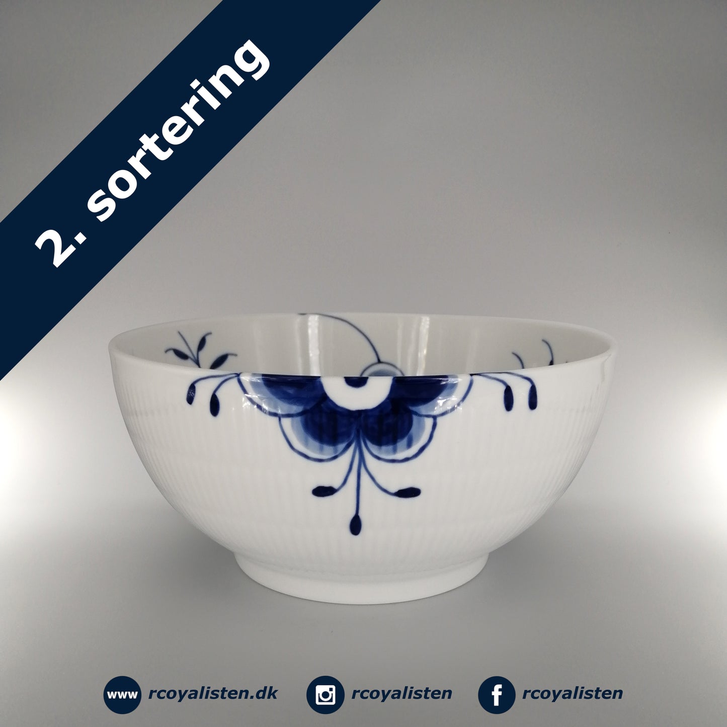 Blå Mega Riflet Skål (24 cm / 310 cl)