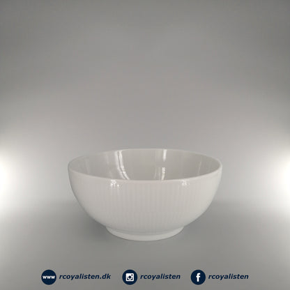 Royal Copenhagen Hvid Riflet Skål (18 cm / 110 cl) - RCoyalisten.dk