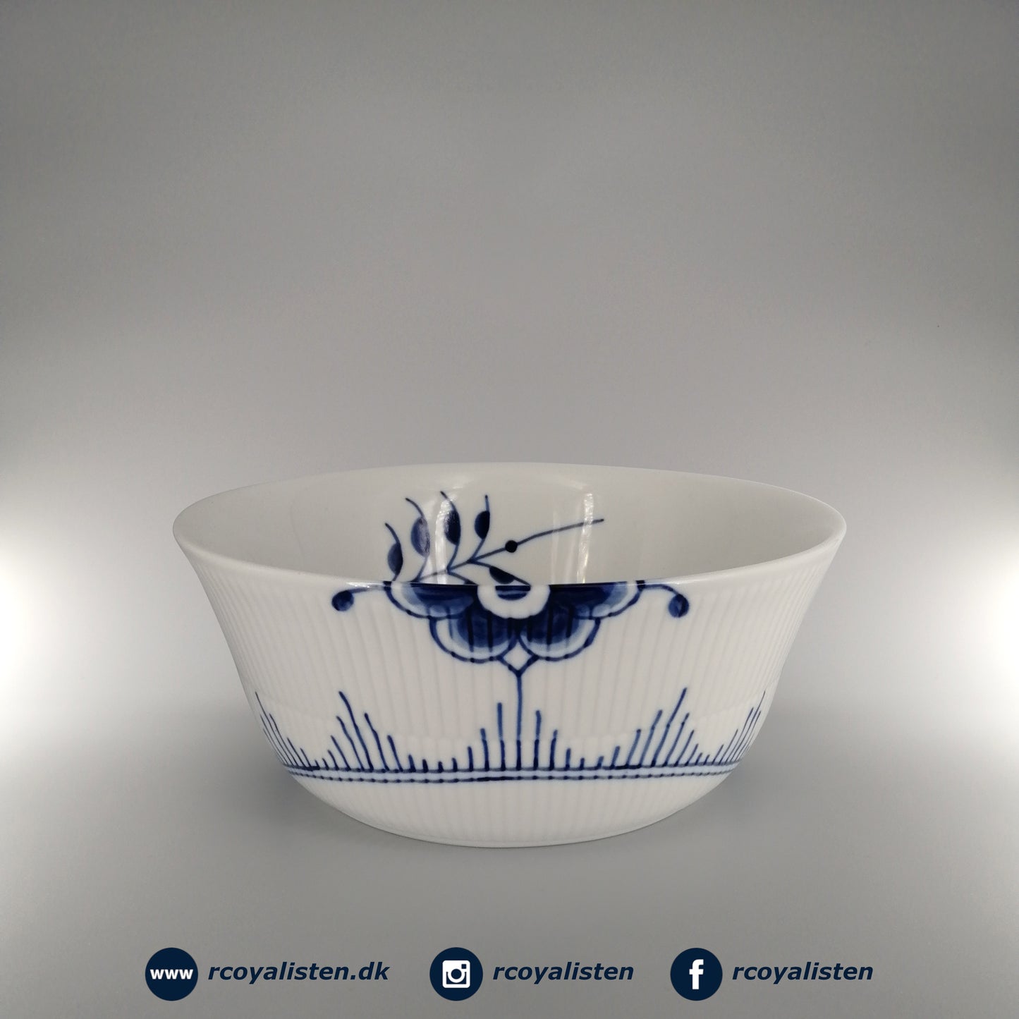 Royal Copenhagen Blå Mega Riflet Termoskål (22 cm / 180 cl) - RCoyalisten.dk