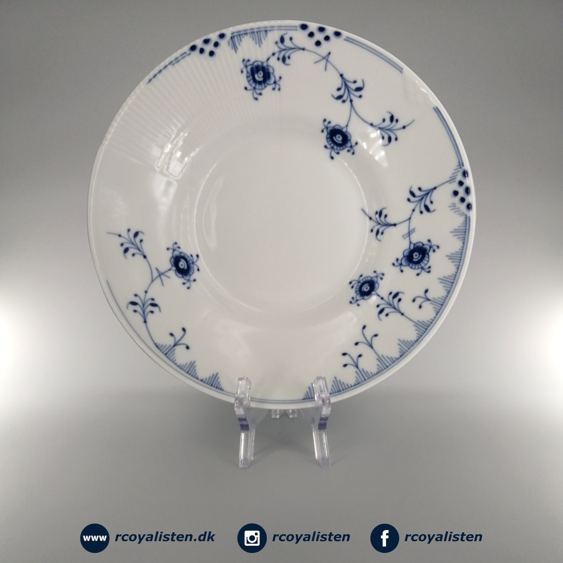 Royal Copenhagen Blå Elements Dyb Tallerken (25 cm) - RCoyalisten.dk
