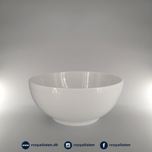 White Fluted Bowl (21 cm / 180 cl)