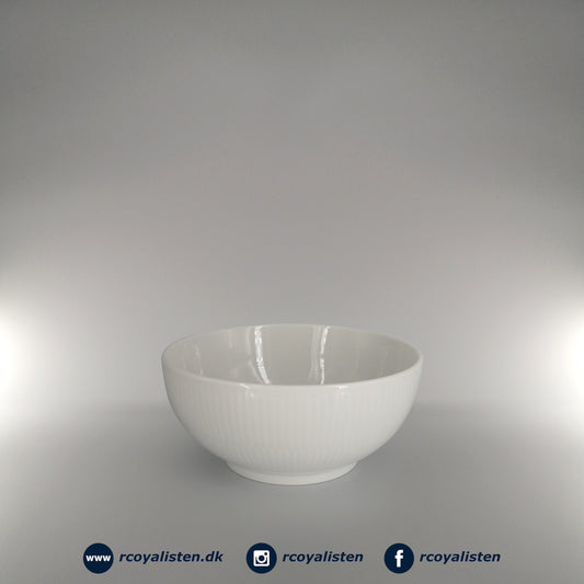 White Fluted Bowl (15 cm / 73 cl)