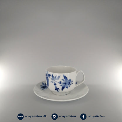 Blomst Cup and Saucer (22 cl) - Lilac