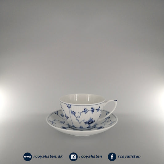 Blue Fluted Plain Cup and Saucer (25 cl)