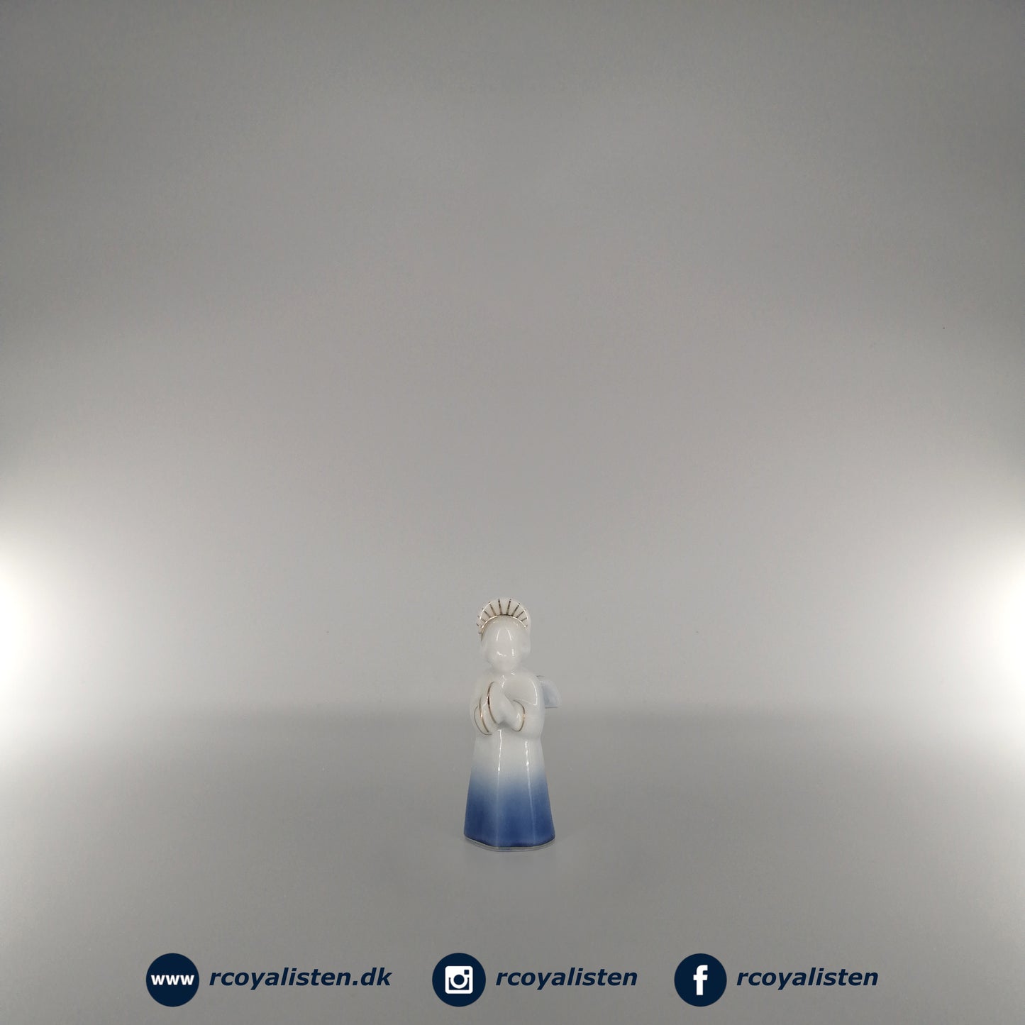 Royal Copenhagen Engel med Bækken (9,5 cm)