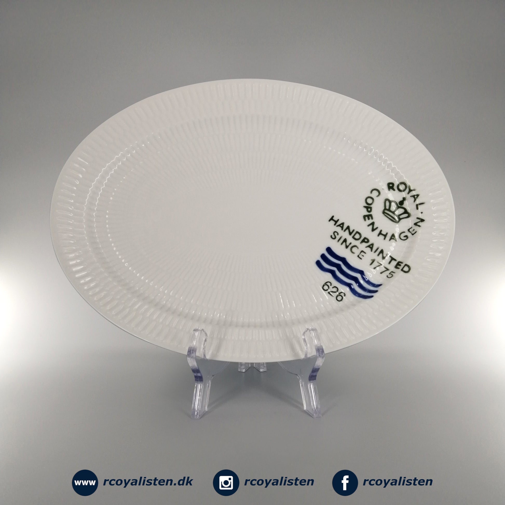 Royal Copenhagen ​Riflet Signatur Ovalt Fad (28 cm) - RCoyalisten.dk