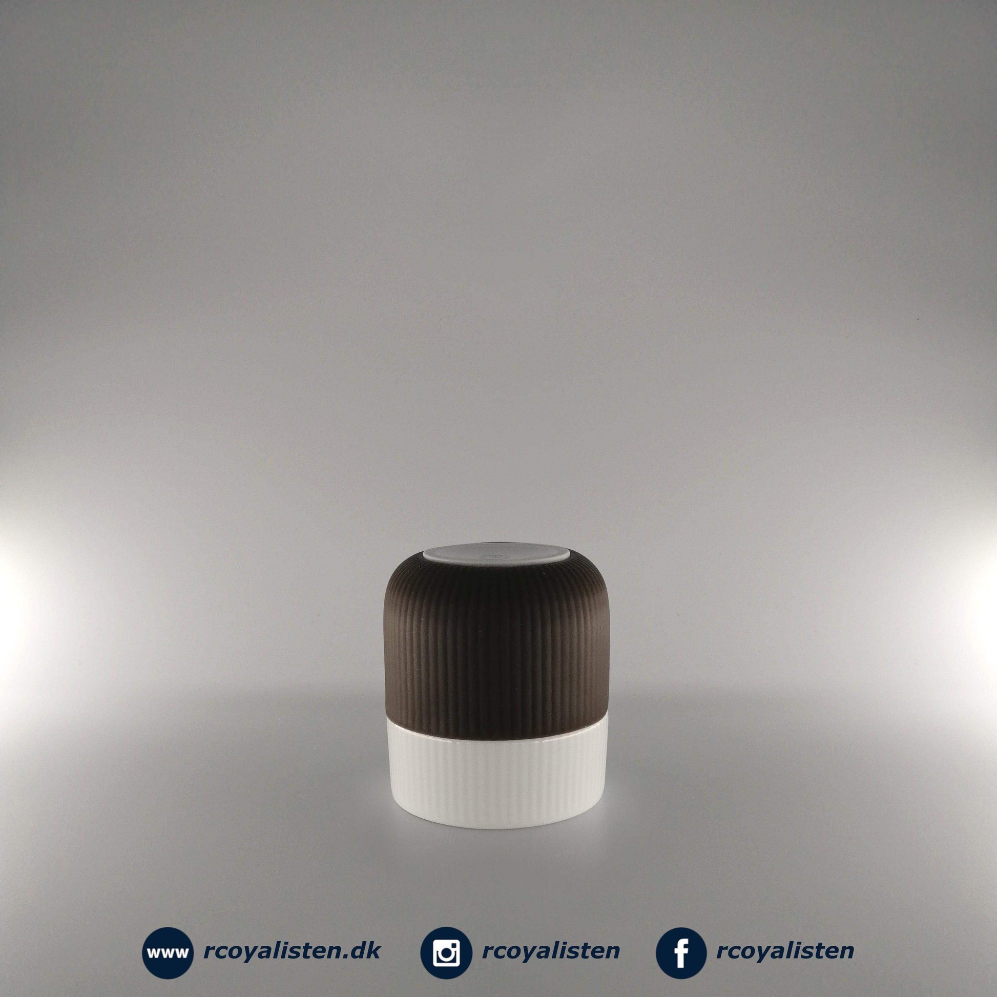 Royal Copenhagen Riflet Contrast Krus (33 cl) - Chokolade - RCoyalisten.dk