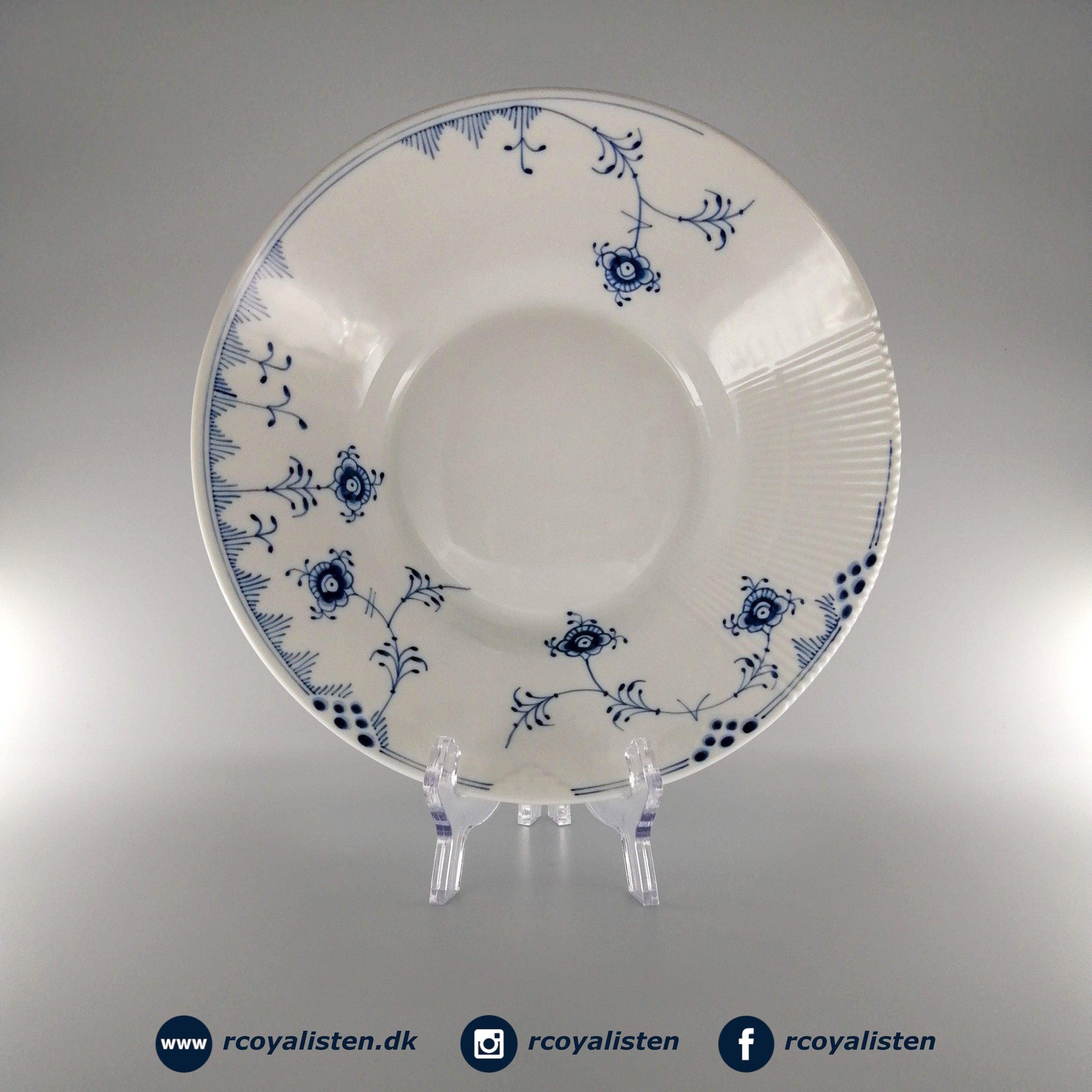 Royal Copenhagen Blå Elements Dyb Tallerken (25 cm) - RCoyalisten.dk