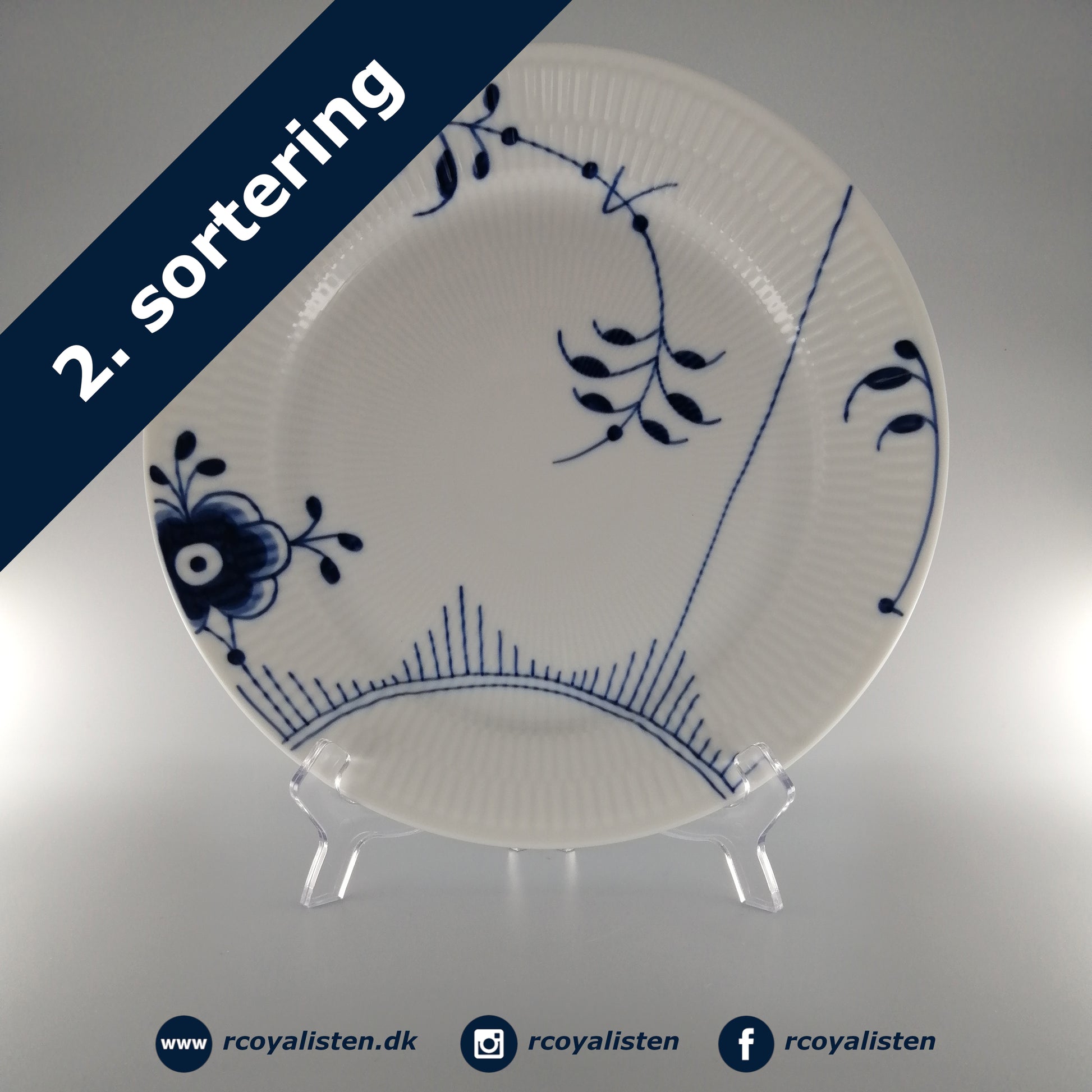 Royal Copenhagen Blå Mega Riflet Tallerken #2 (27 cm) - RCoyalisten.dk