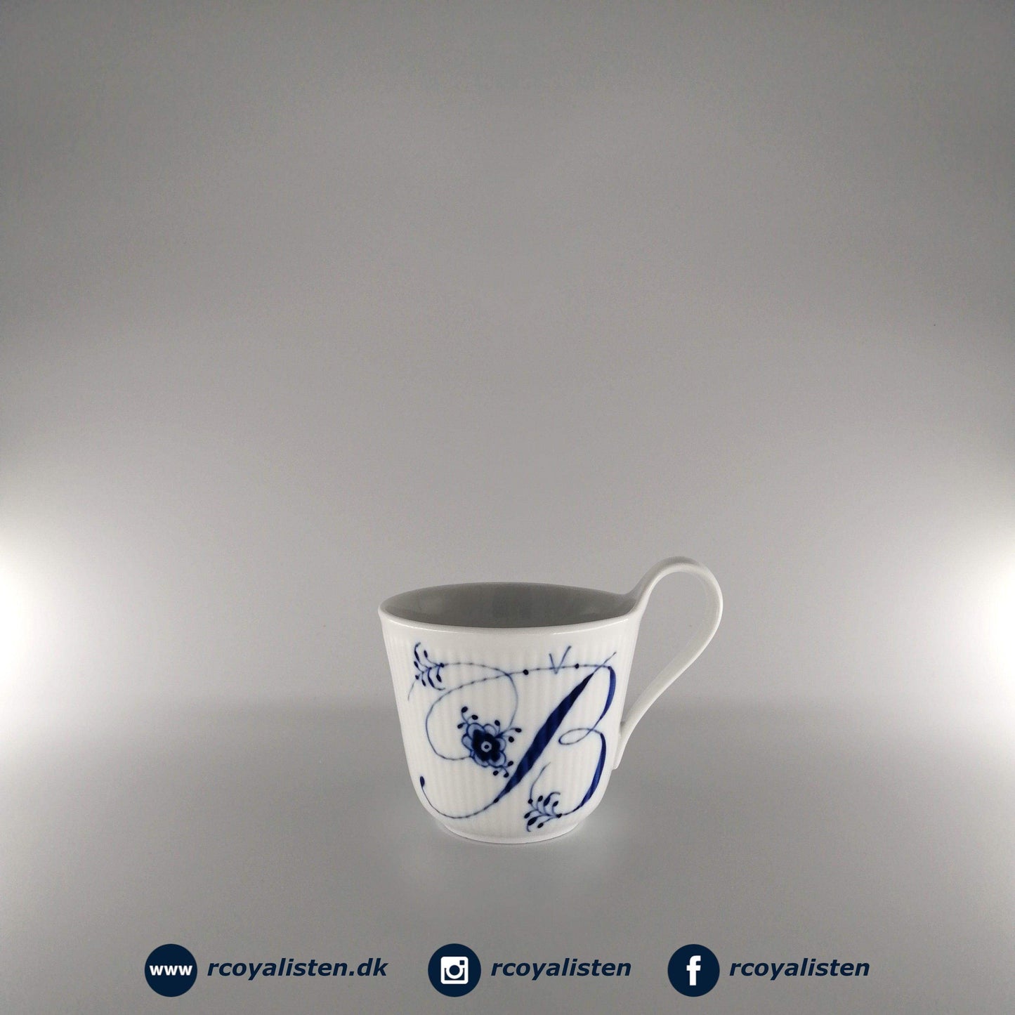 Royal Copenhagen Alfabet Kollektion Alfabet Krus (33 cl) - B - RCoyalisten.dk