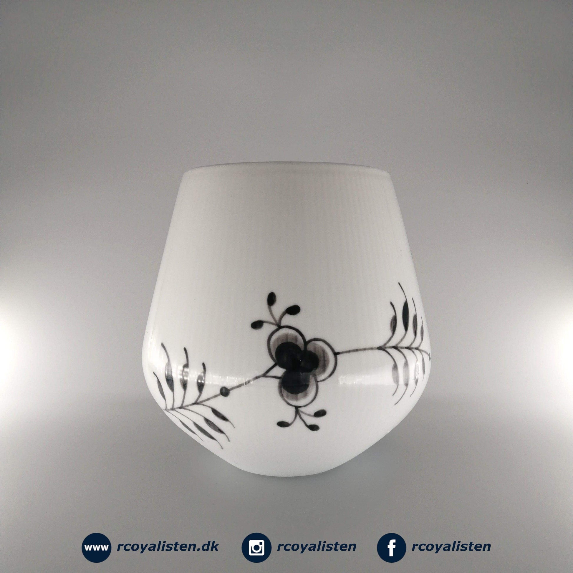 Sort Mega Riflet Vase (20,5 cm / 380 cl) - RCoyalisten.dk