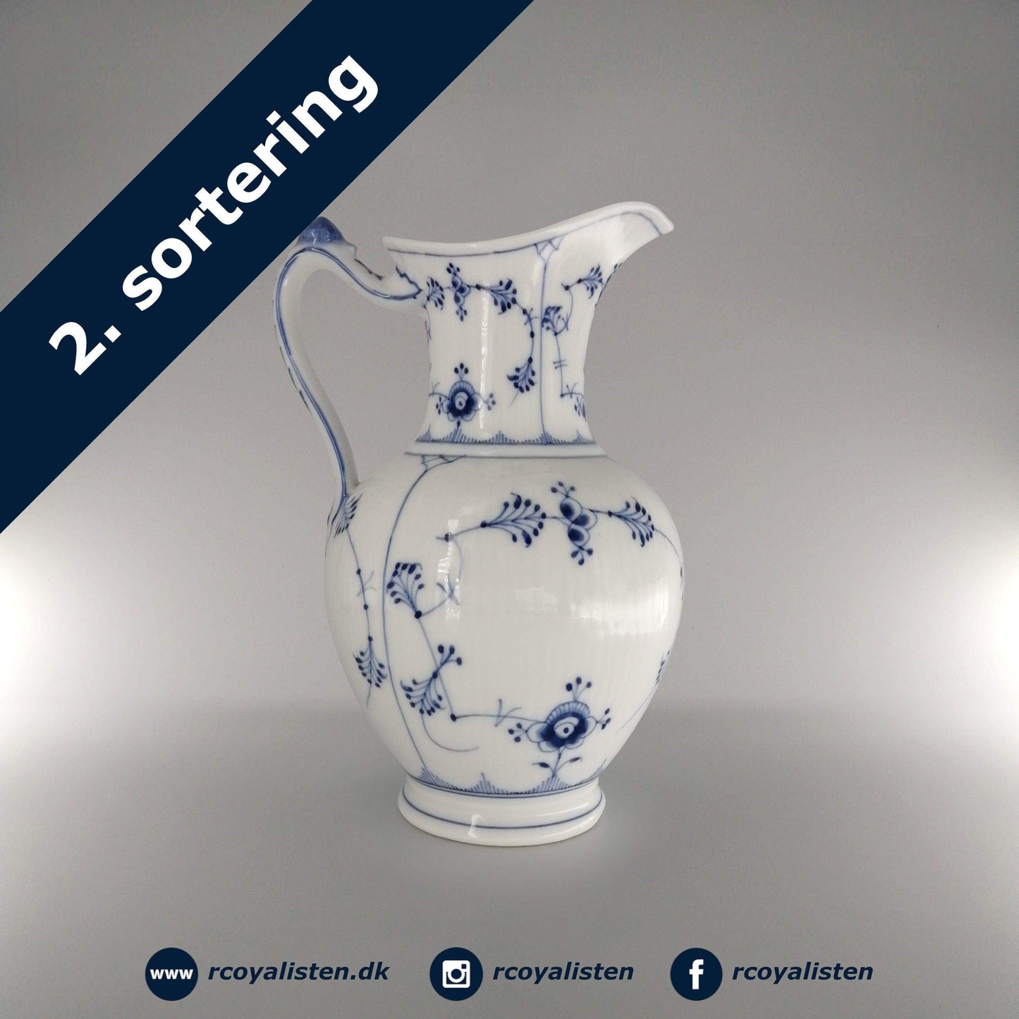 Royal Copenhagen Musselmalet Riflet Chokoladekande (23 cm / 120 cl) - RCoyalisten.dk