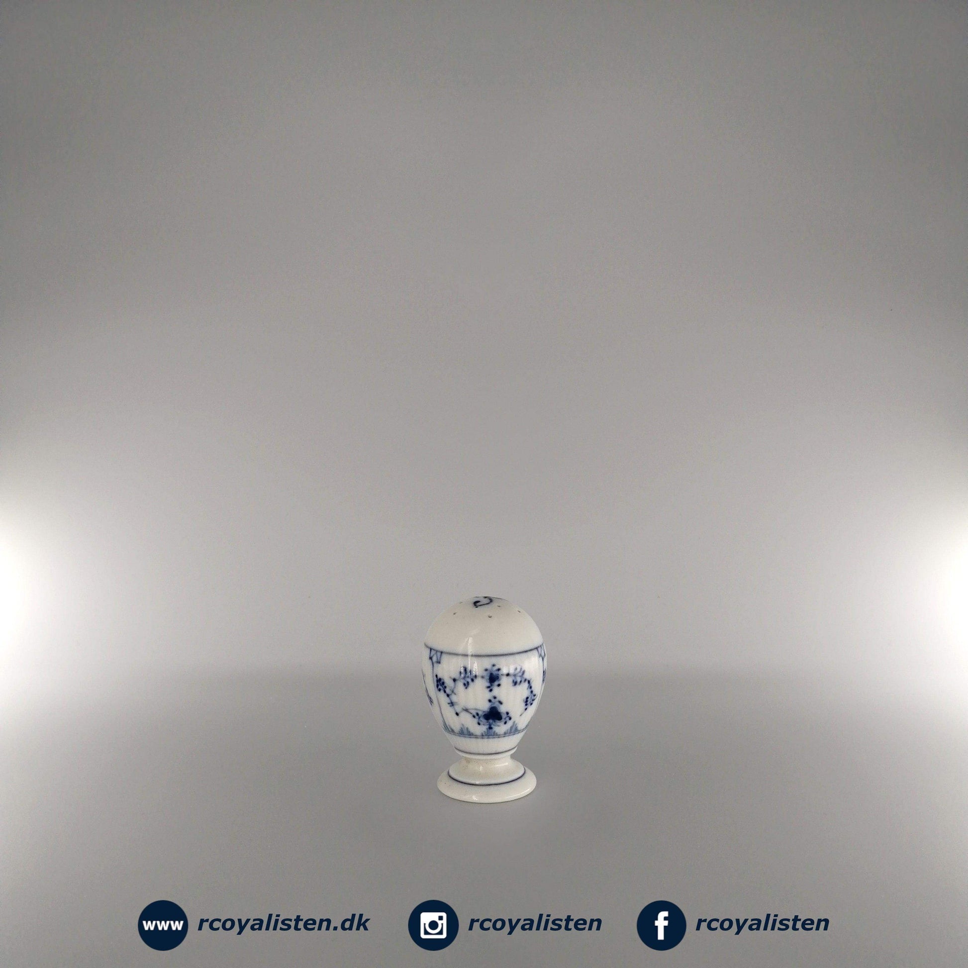 Royal Copenhagen Musselmalet Riflet Peber (8 cm) - RCoyalisten.dk