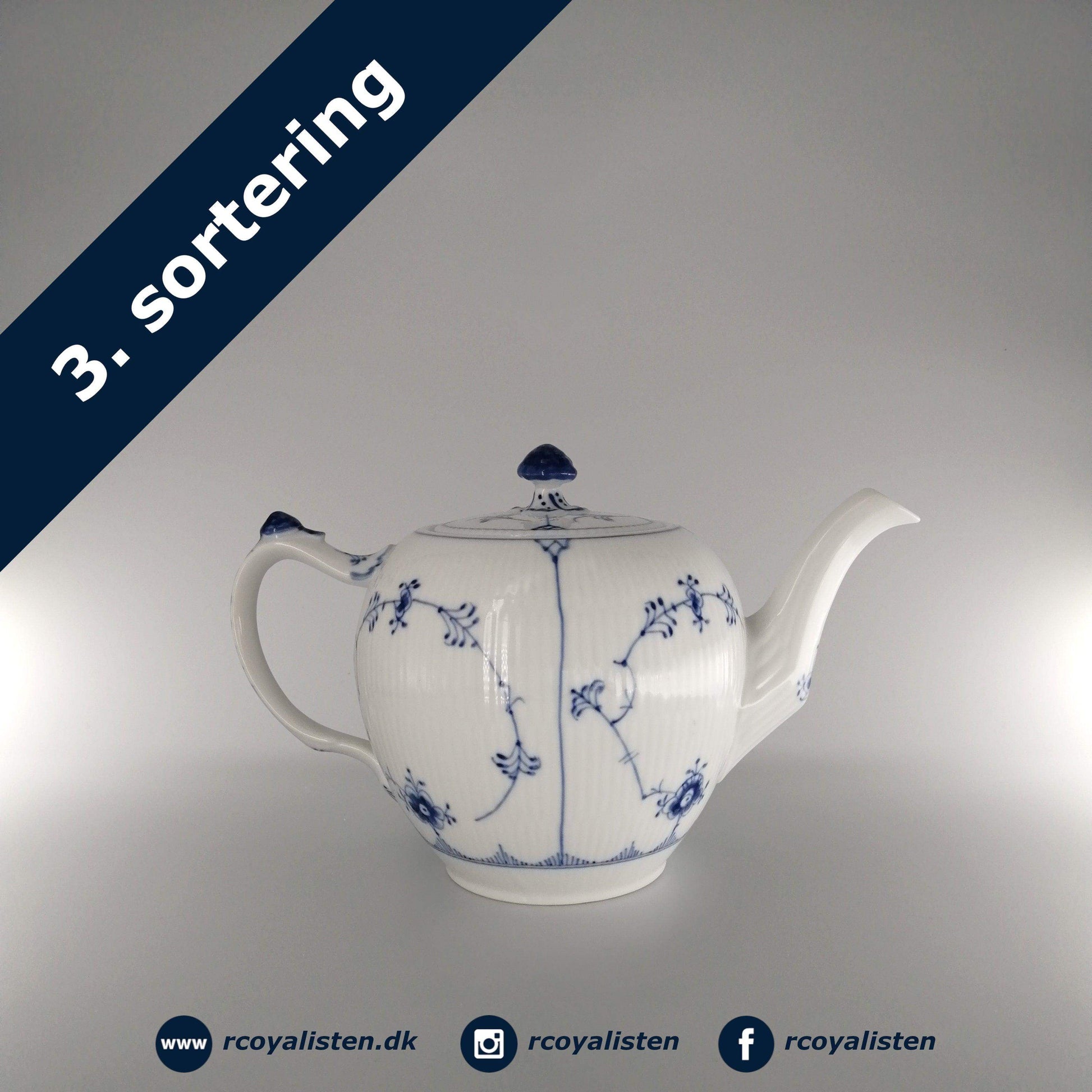 Royal Copenhagen Musselmalet Riflet Tekande (15,5 cm / 100 cl) - RCoyalisten.dk