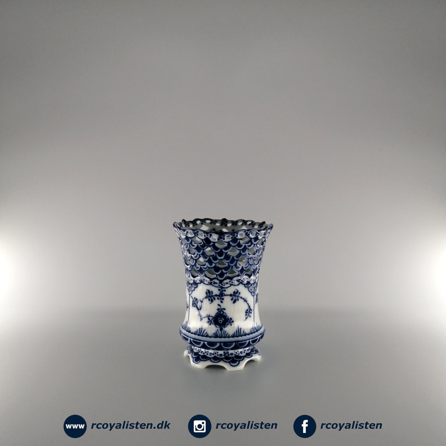 Royal Copenhagen Musselmalet Helblonde Vase (11 cm) - RCoyalisten.dk