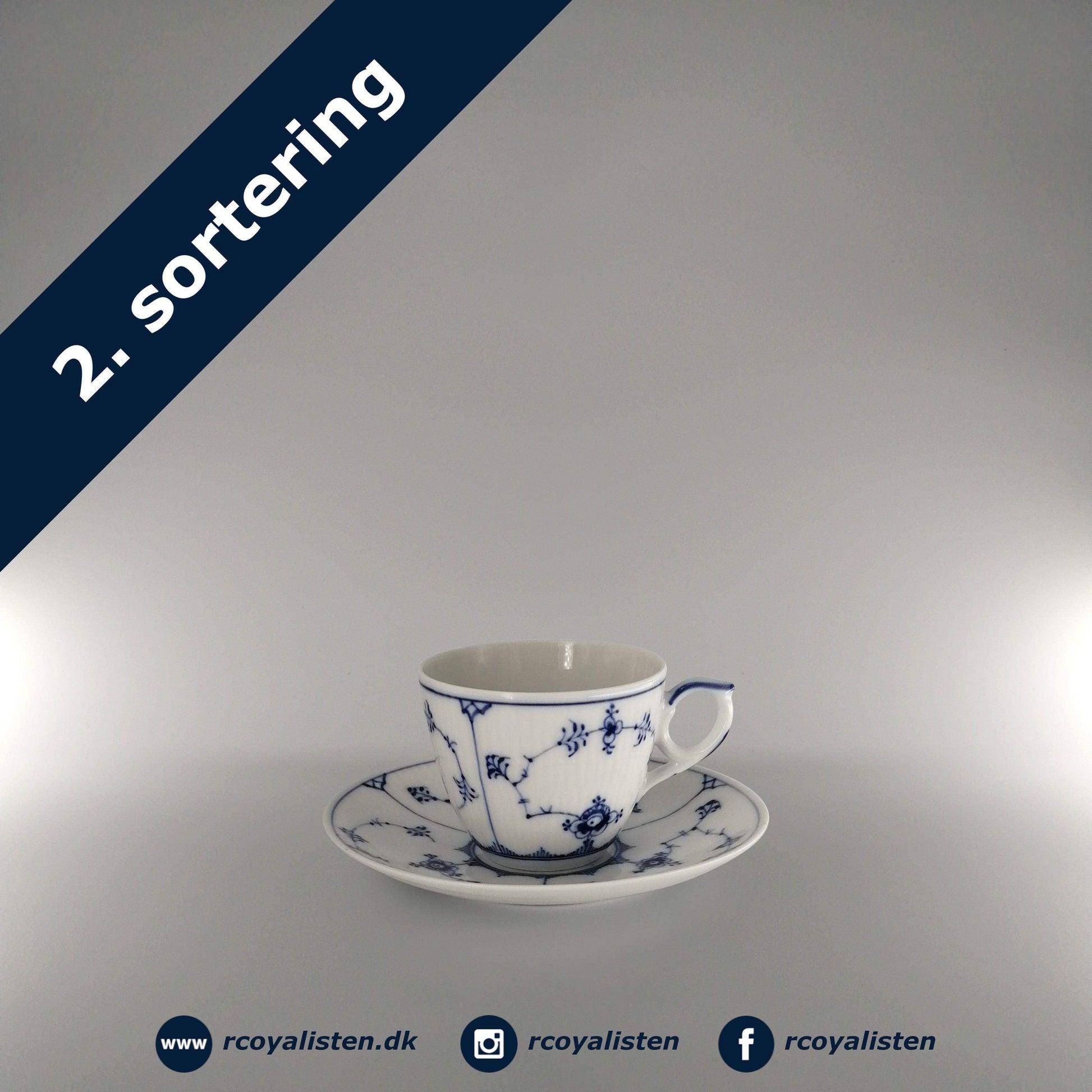 Royal Copenhagen Musselmalet Riflet Kaffekop med Underkop (20 cl) - RCoyalisten.dk